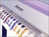 工場にてプリント、縫製いたします